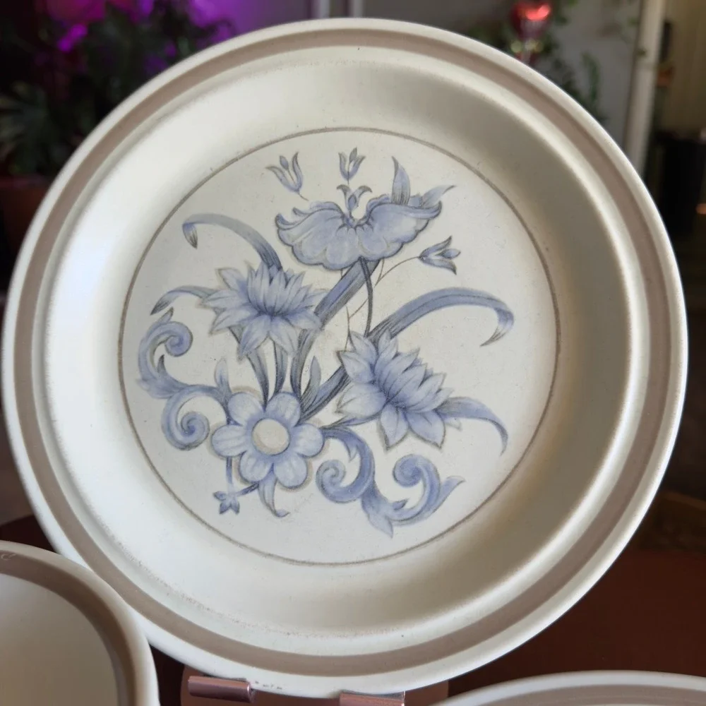 Royal Doulton Inspiration LS1016 Stoneware Set Of 10 WIDE BAND Blue‎ Floral